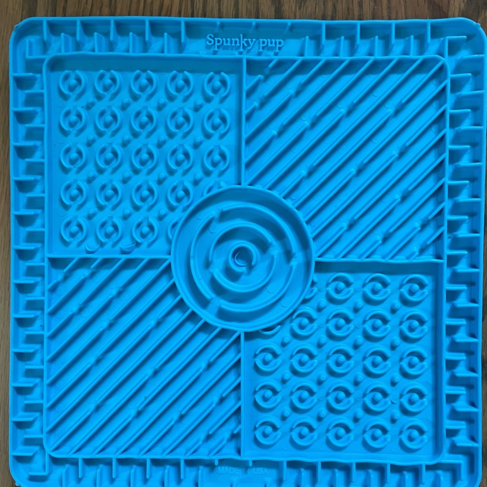 Blue Dog Feeder Mat